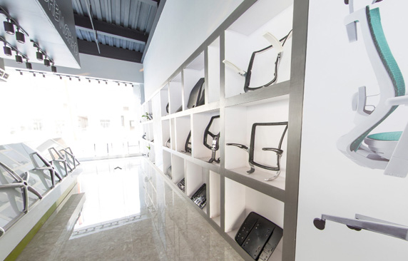 Installation sequence of swivel chair accessories.